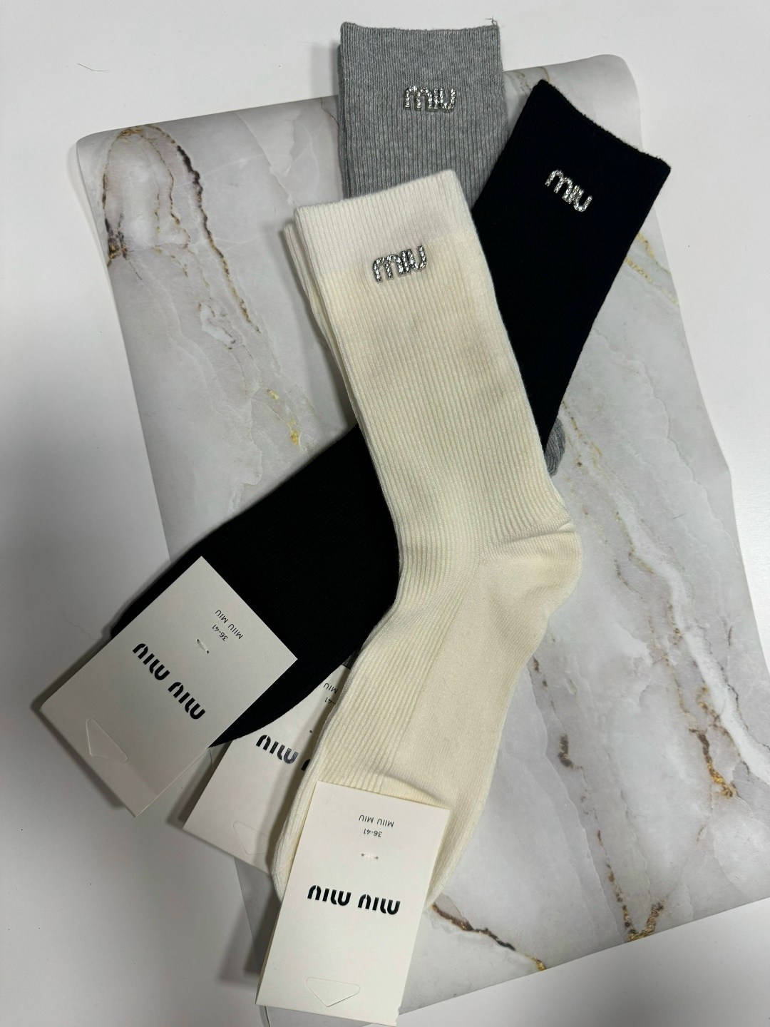 носки мода,носки модная,женские носки,хлопковые носки,носки miu miu