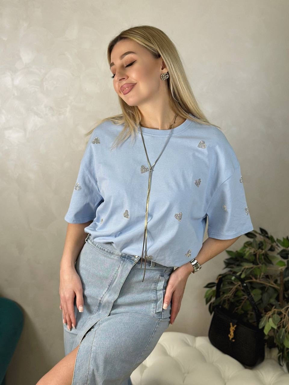 футболка оверсайз с,женская футболка оверсайз,футболка оверсайз со стразам,футболки модные,футболки женская