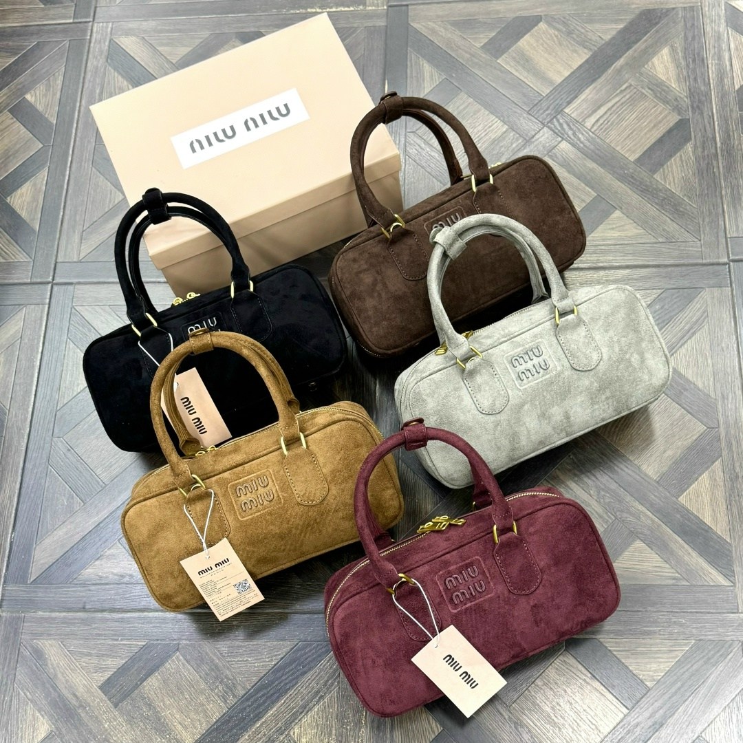 сумка женская miu miu,сумка miu miu,сумка,замшевая сумка,сумка миу миу