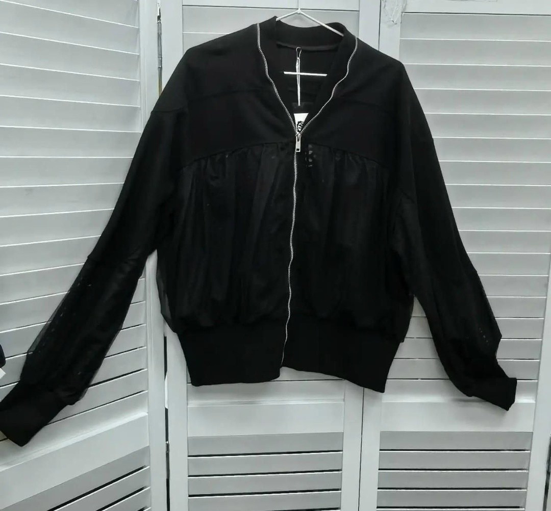 куртки бомбер,кружевная куртка,куртка стильная,кружевная одежда,бомбер из кружева