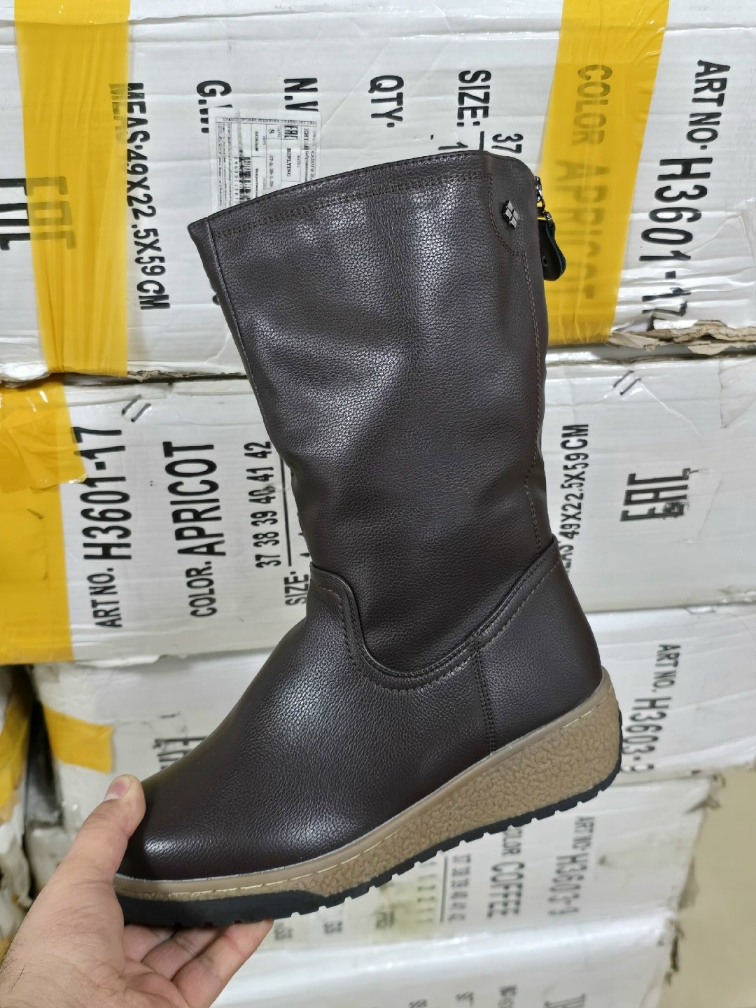 женские зимние сапоги,полусапоги,сапоги зимние,,зимняя женская