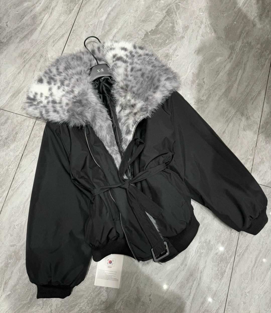 стильные пуховики,пуховики с мехом,куртка зимняя женская,пуховики с натуральным мехом,куртка с мехом