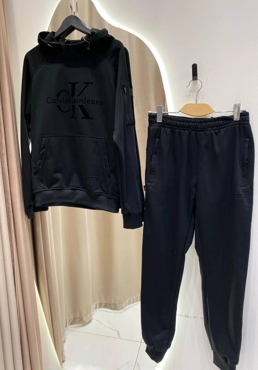 спортивные костюм,мужские спортивные костюмы,спортивный костюм calvin klein,спортивный костюм кельвин кляйн,костюм на флисе
