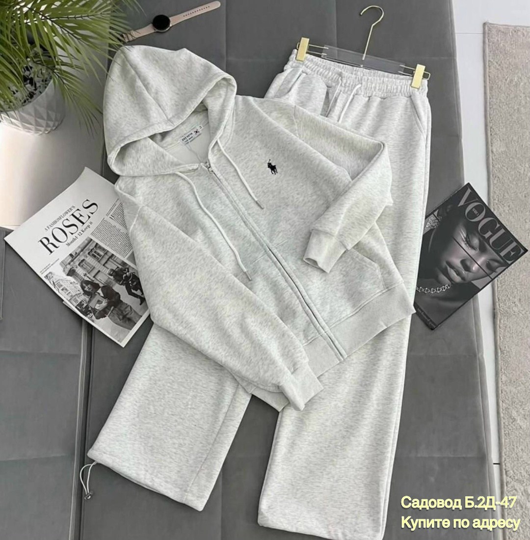 женский костюм на флисе,спортивные костюмы женские,стильные костюмы,костюм на флисе,спортивные костюмы на флисе
