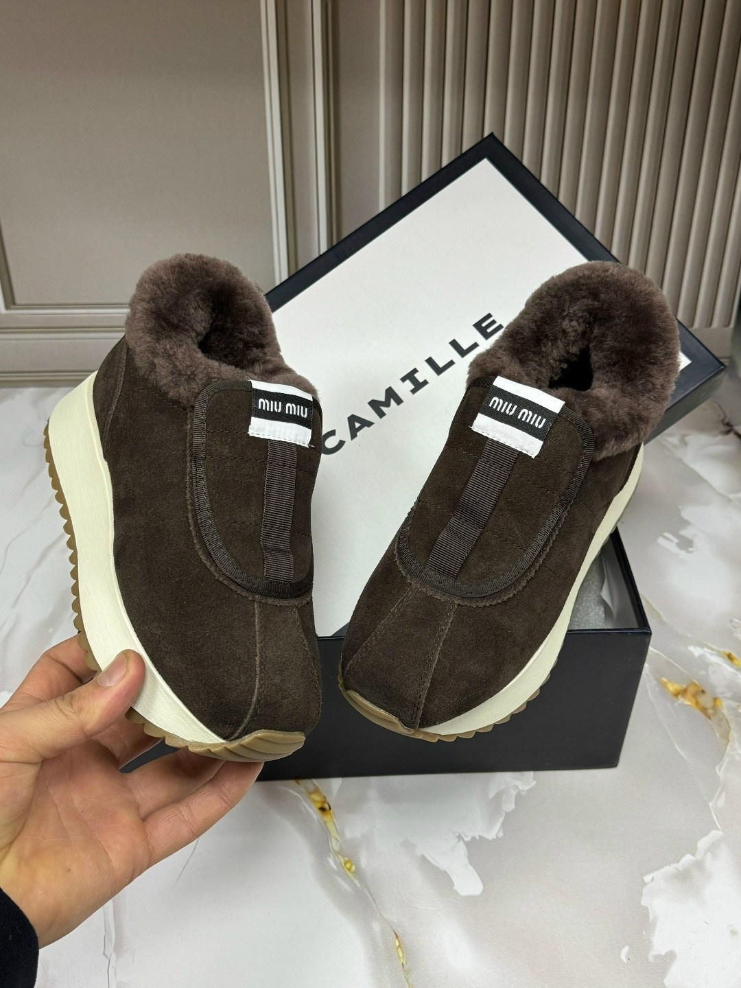 ,кроссовки brunello cucinelli,кроссовки женскиe,кроссовки с мехом женские,кроссовки женские зимние