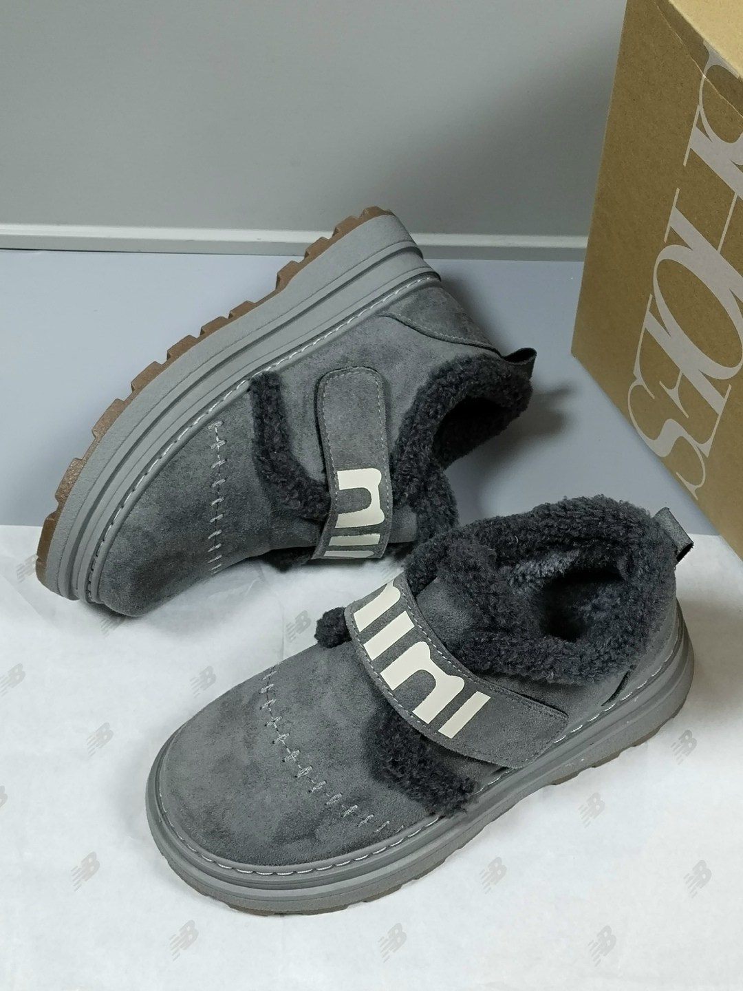 ,женская ,женские ботинки,угги женские,ботинки с мехом