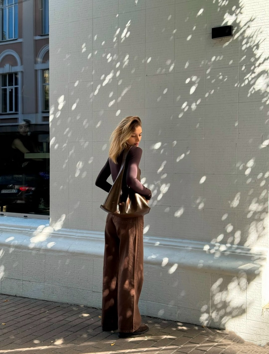 мода стиль,одежда модная,большая сумка,стильные наряды