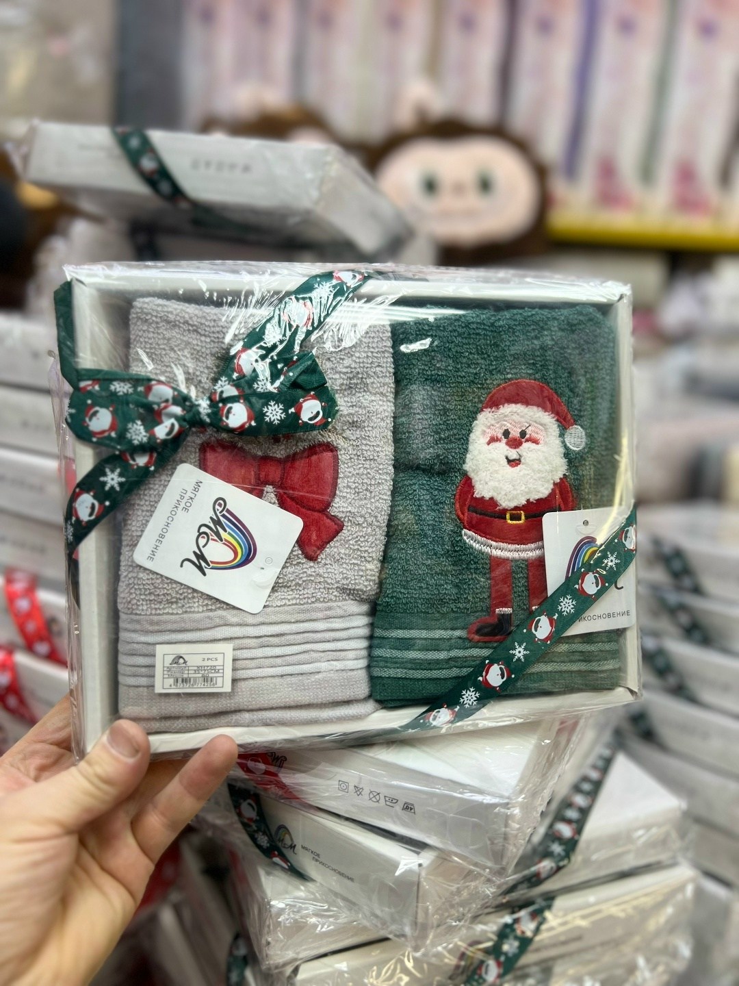 рождественские подарки санта,рождество санта,рождество подарки,дед мороз с подарками,рождественские персонажи