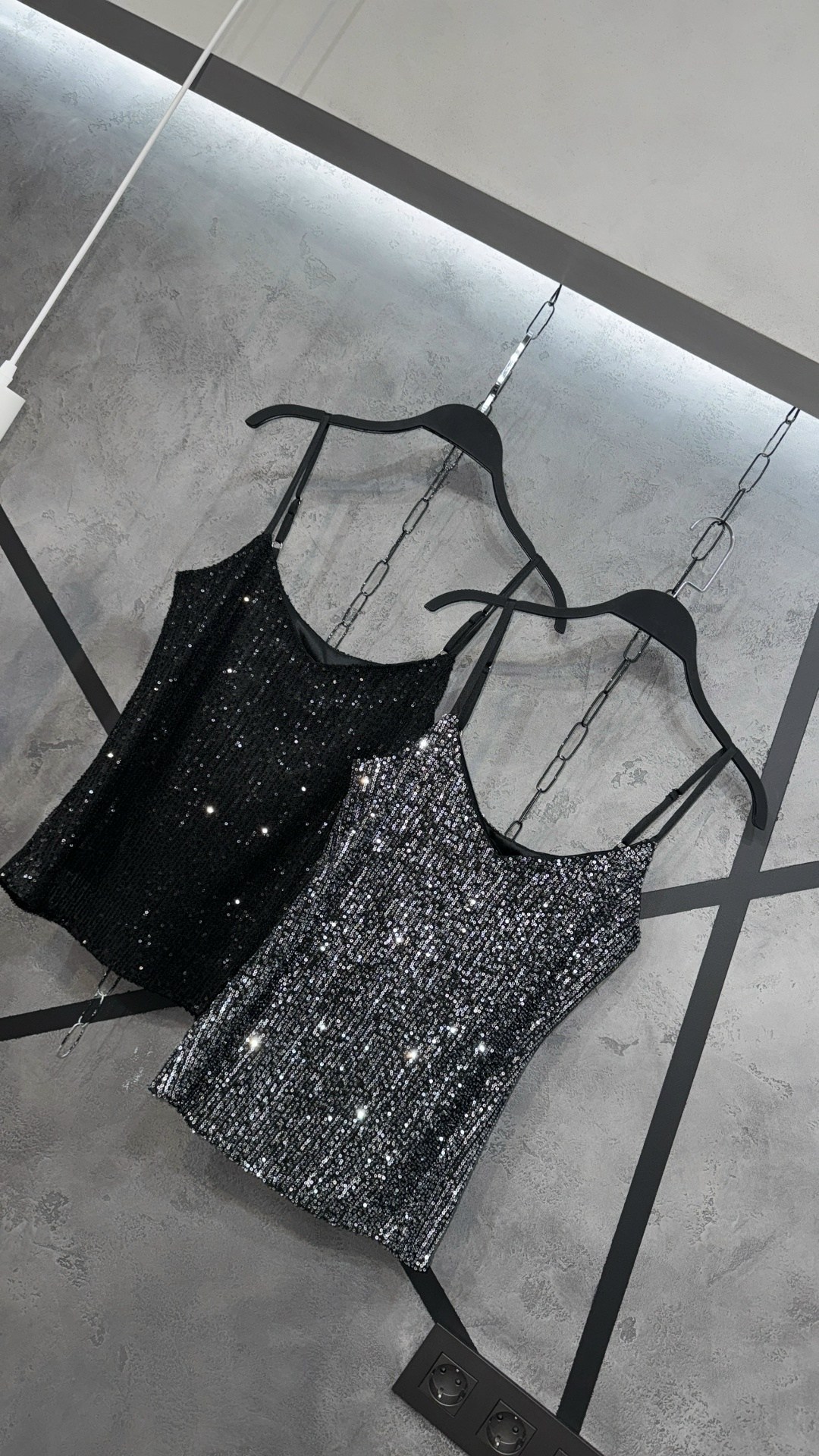 блестящий топ,топ с пайетками,майка с пайетками,топ с блестками,майка женская