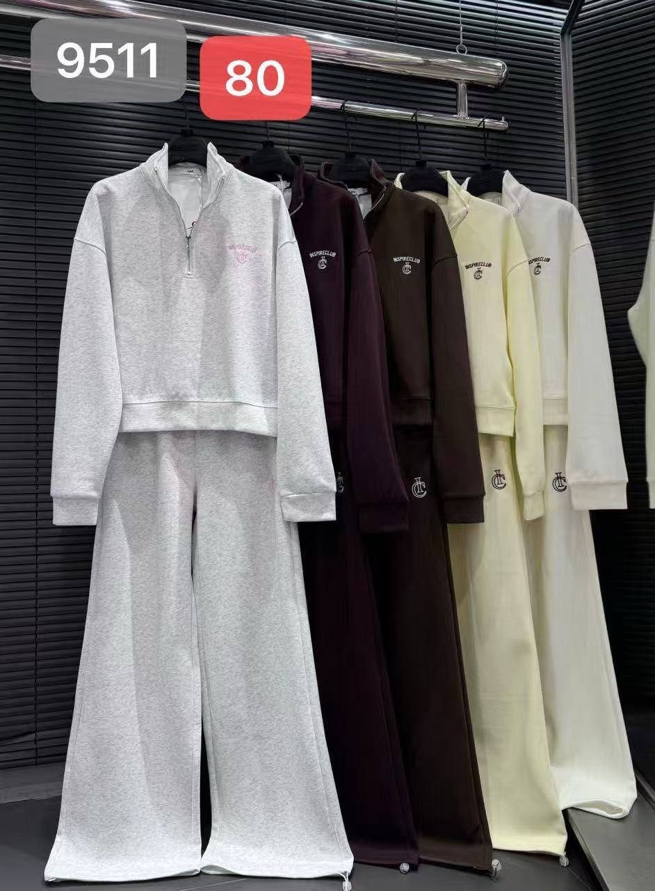 cпортивный костюм женский на флисе,стильные женские костюмы,стильные костюмы,женский спортивный костюм,спортивные костюм