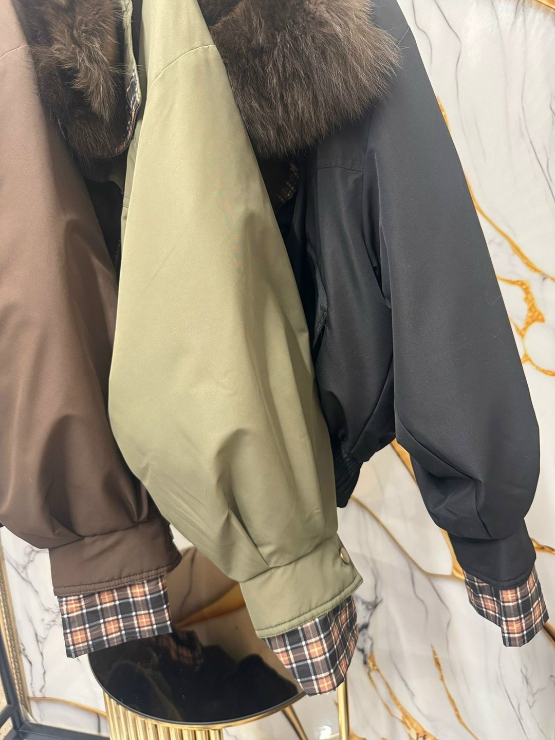 пуховики с мехом,куртка с мехом,меховая куртка,пуховики с натуральным мехом,женская зимняя куртка