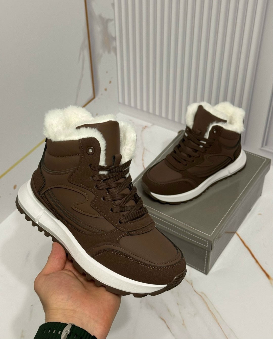 ,женские зимние кроссовки,кроссовки женские зимние с мехом,утепленные кроссовки,зимние кроссовки