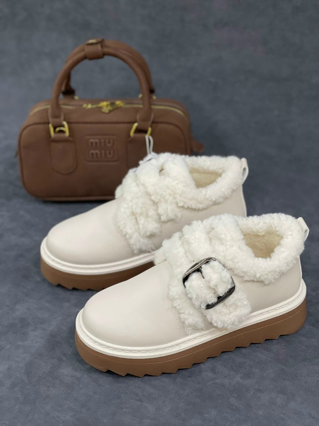 ,зимняя женская ,угги женские,теплая , женская