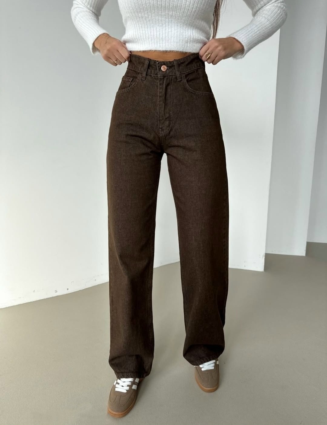 джинсы брюки,джинсы широкие,джинсовые брюки,коричневые джинсы,прямые джинсы