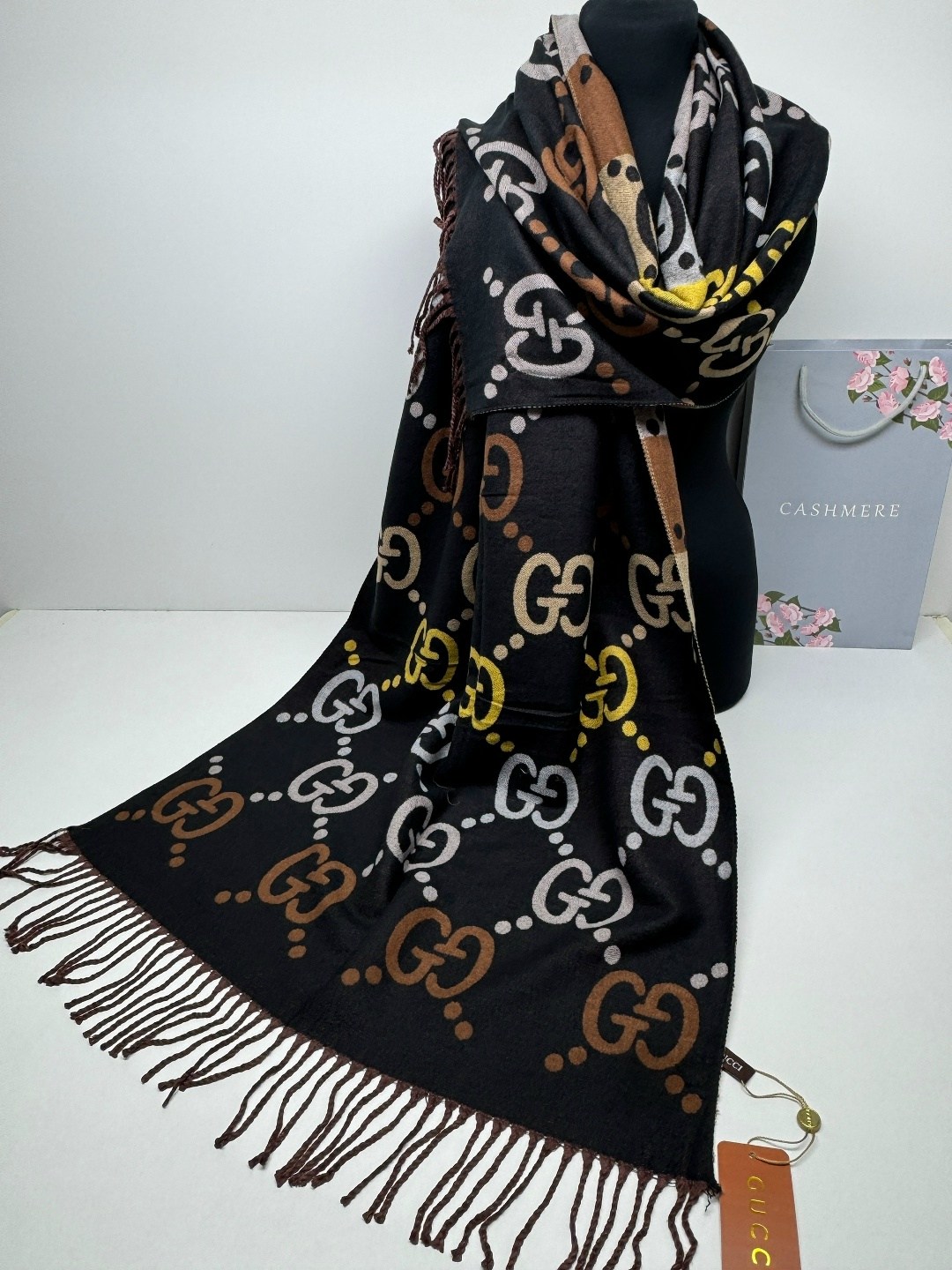 палантин gucci,теплый палантин gucci,шарфы и платки,палантин теплый,шарф gucci