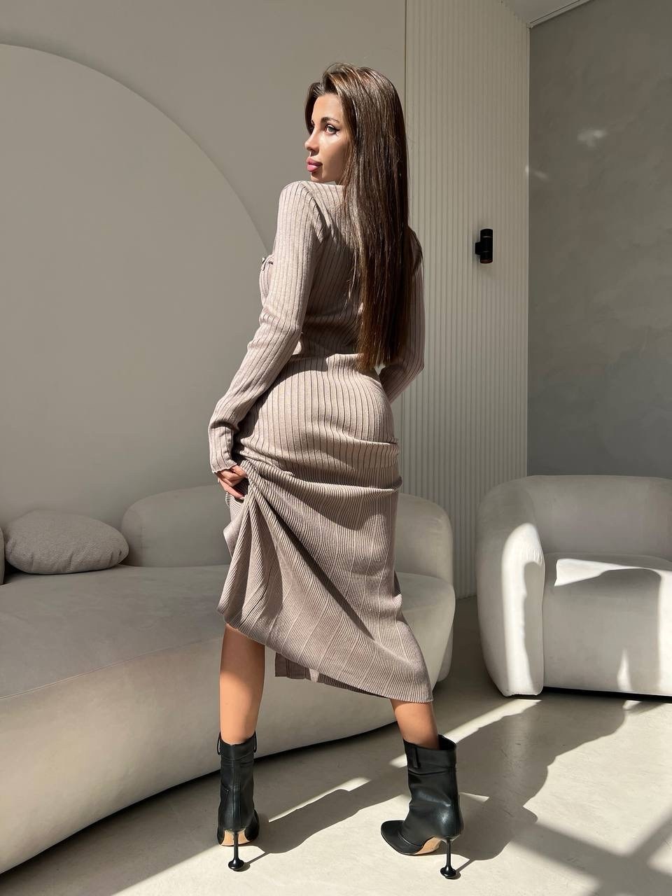 трикотажное платье,платье черное,платье лапша трикотажное,стильное платье,платье с пуговицами