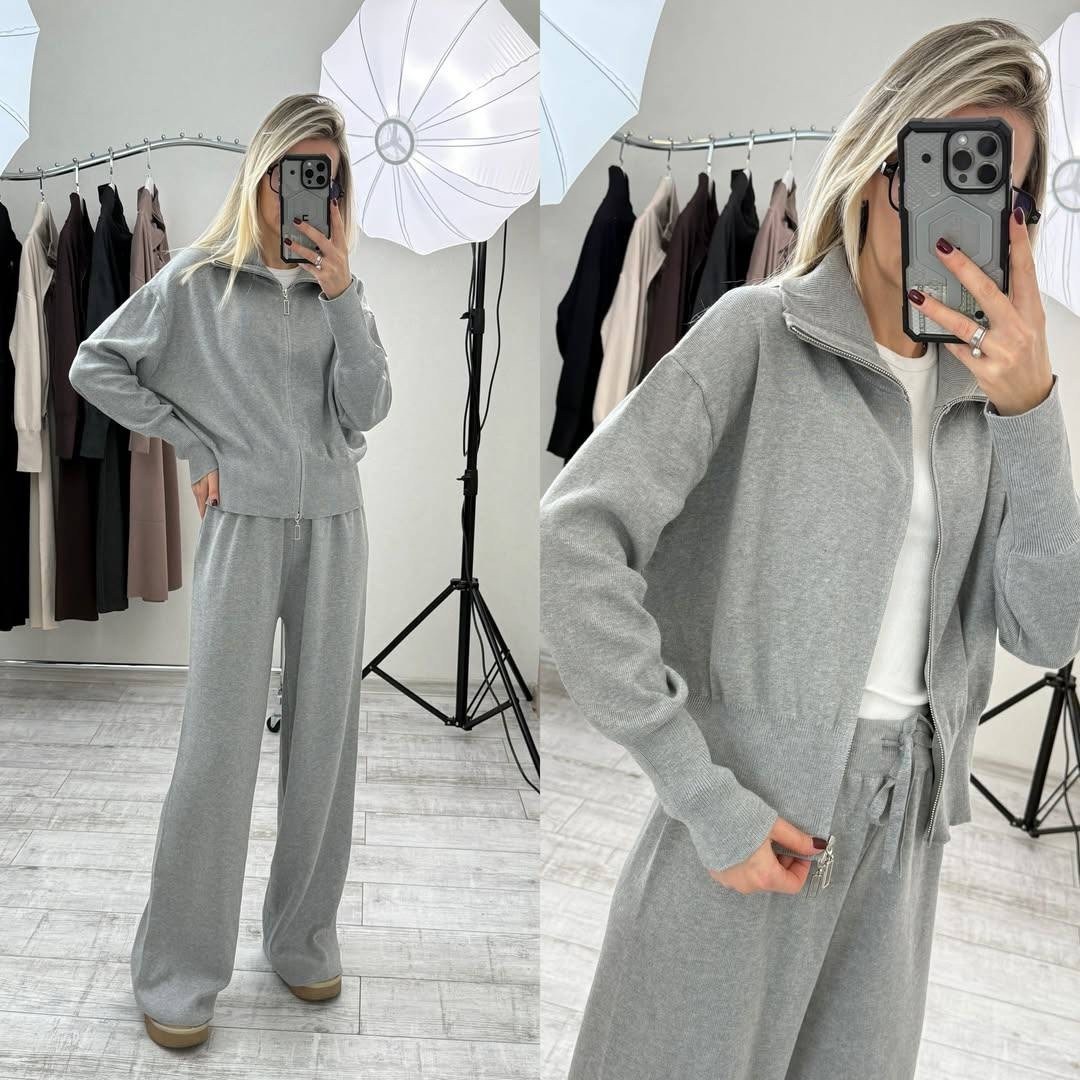 костюмы брючные,костюм трикотажный,костюм женский на флисе,костюмы женские,спортивные костюмы женские