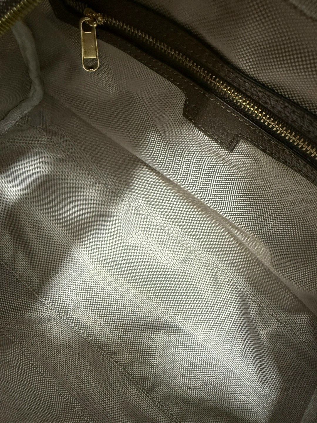 сумка gucci,сумка gucci женская,gucci сумка на плечо,сумки гуччи женские оригинал,сумка гуччи женская