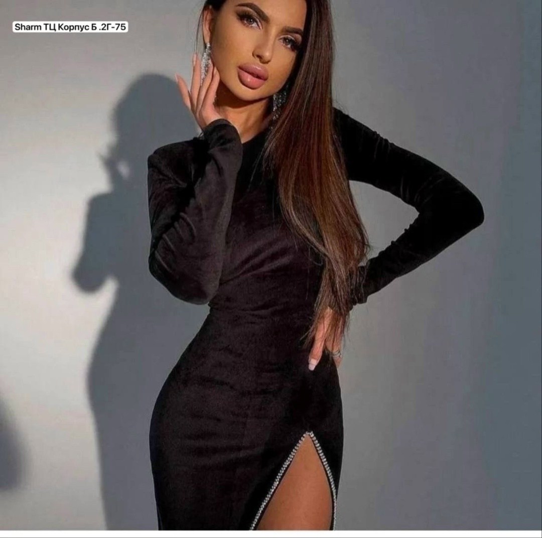 бархатное платье с разрезом,платье из бархата,вечернее платье с разрезом,платье вечернее бархатное с разрезом,платье женская