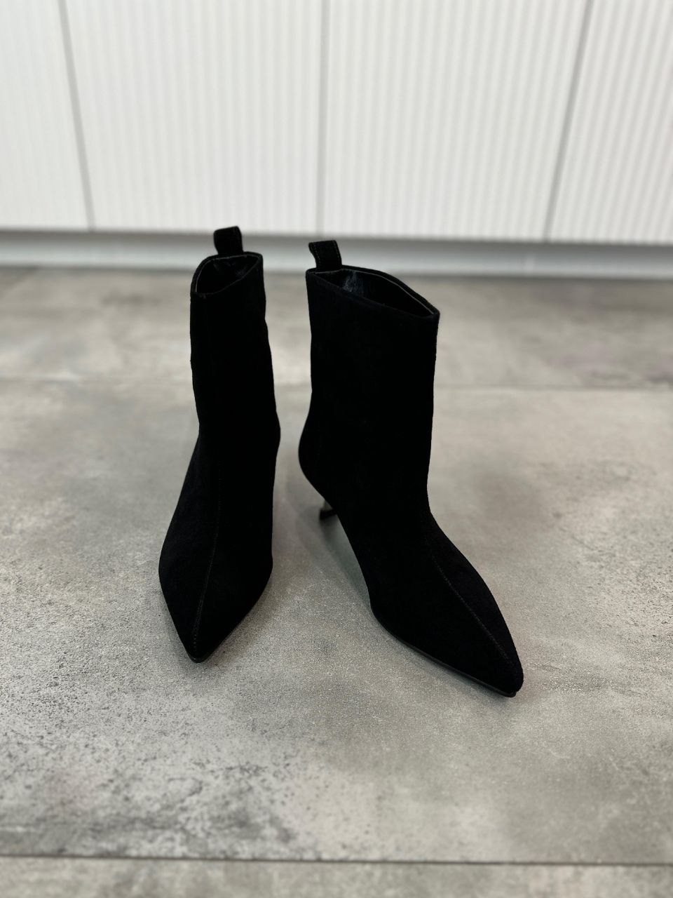 ботильоны женские,стильные ботильоны,ботильоны универсальные,сапоги замшевые,ботильоны на шпильках