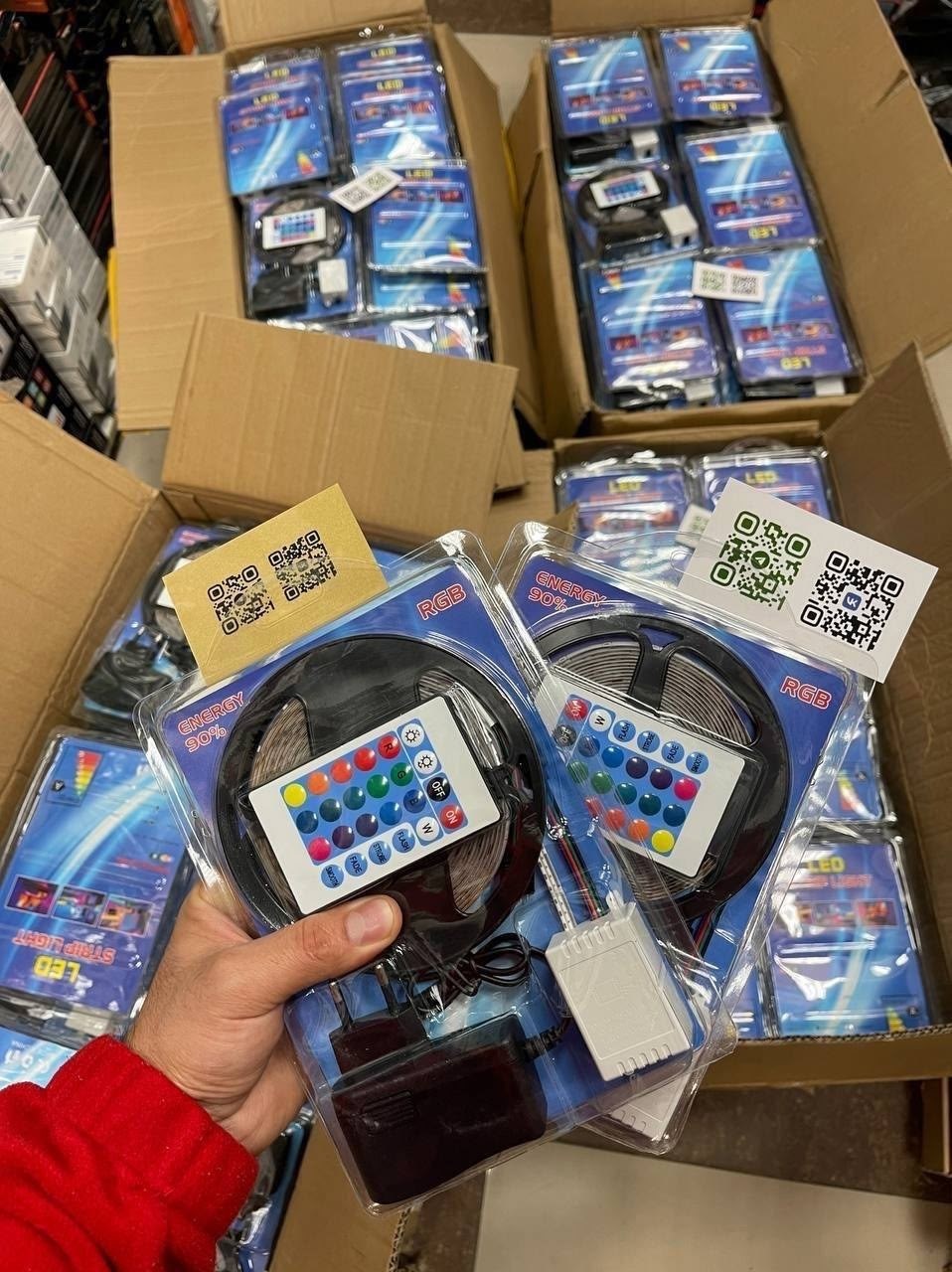 светодиодная лента,rgb светодиодная лента,водонепроницаемая светодиодная лента,лента диодная,ргб лента водостойкая