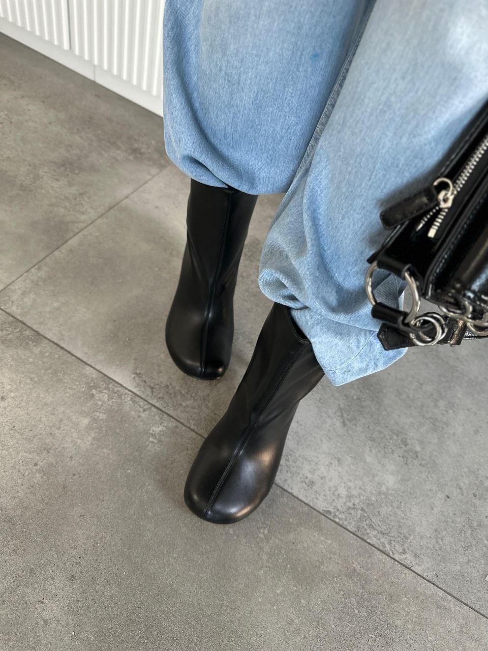 ,женская ,джинсы стильные,ботильоны женские,джинсах