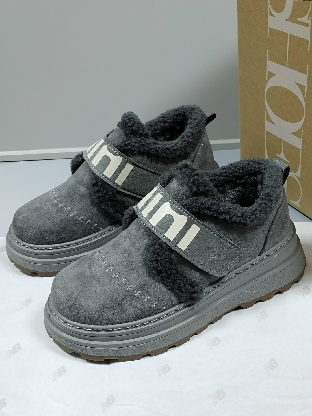 ,женская ,женские ботинки,угги женские,ботинки с мехом