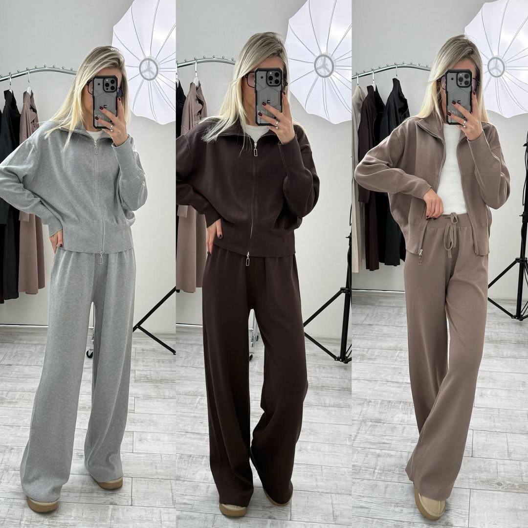 костюмы брючные,костюм трикотажный,костюм женский на флисе,костюмы женские,спортивные костюмы женские
