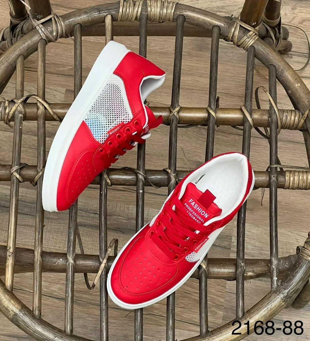 кроссовки,женские кеды,кеды ,осенние женские кеды,кеды женские красные