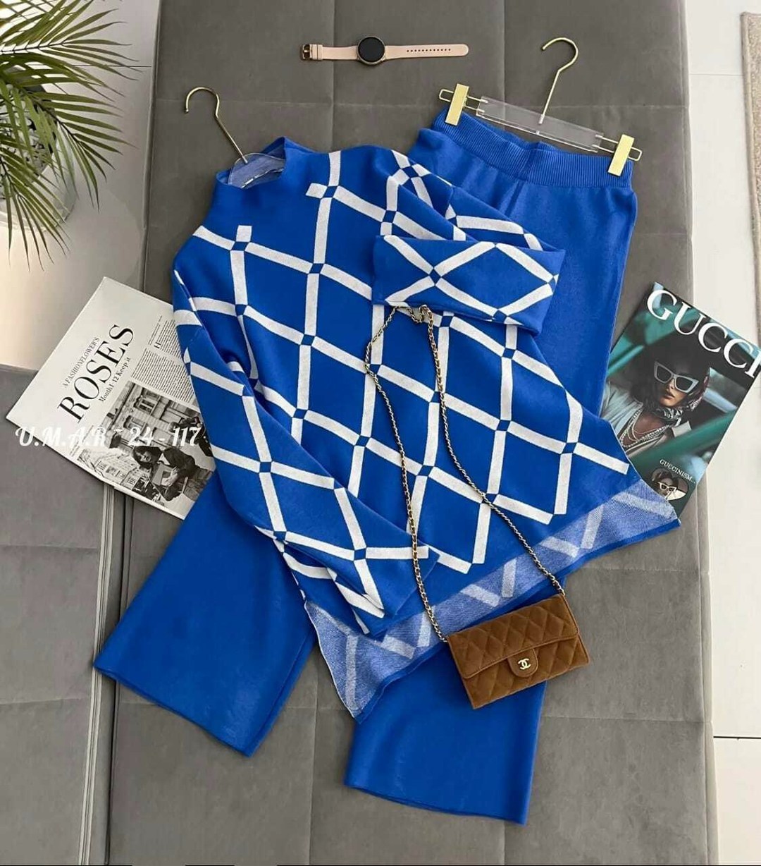 трикотажные костюмы,женский трикотажный костюм,костюм с принтом,комплект одежды,женские костюмы