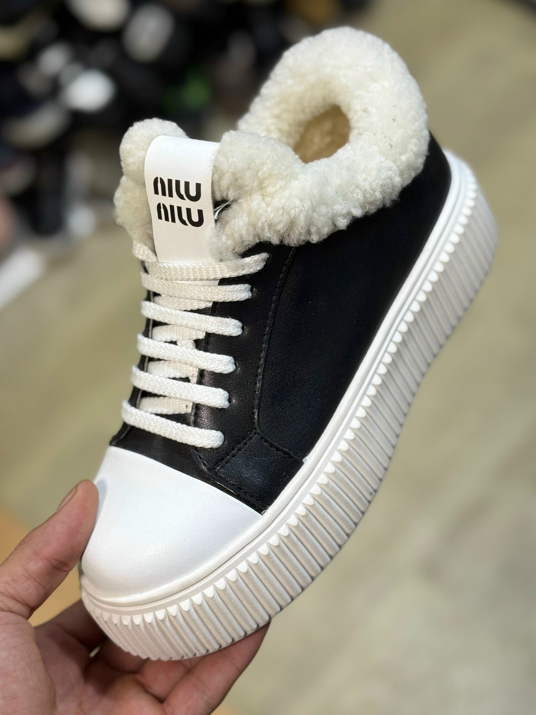 ,кеды женские с мехом,кроссовки женскиe,женская ,кроссовки miu miu женские