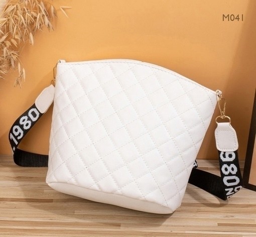 барбери сумка женская белая,сумочка белая,белая сумка через плечо,сумка женская,сумка