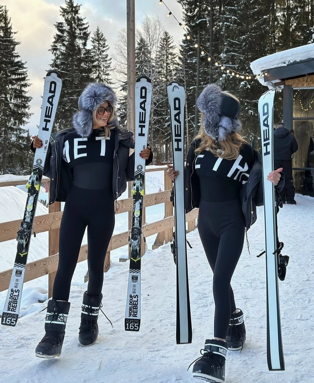 горнолыжные костюмы,лыжные костюмы,горнолыжные костюмы женские,горнолыжный костюм лыжный,девушка на лыжах