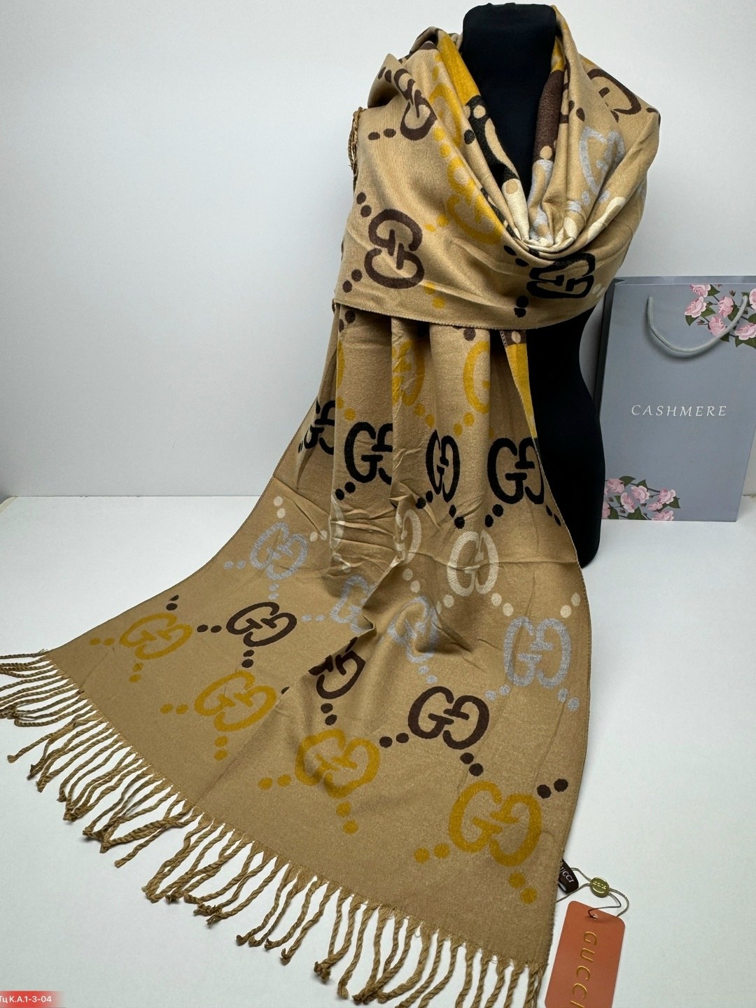 палантин gucci,теплый палантин gucci,шарфы и платки,палантин теплый,шарф gucci