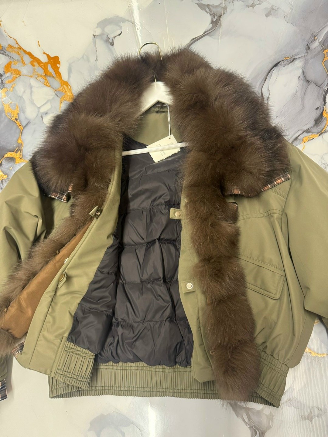 пуховики с мехом,куртка с мехом,меховая куртка,пуховики с натуральным мехом,женская зимняя куртка