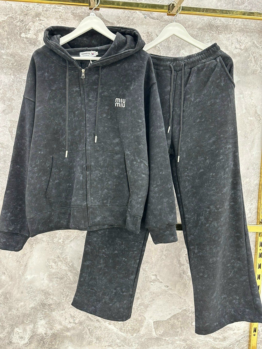 костюмы спортивные женские,костюм белый,спортивные костюмы,женские костюмы,костюм женский теплый