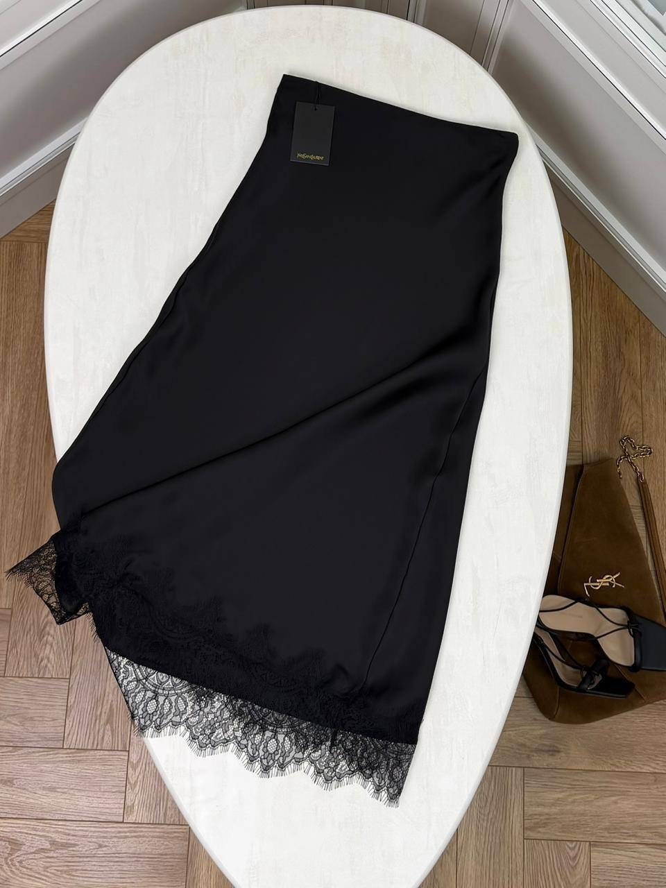 атласная юбка,атласная черная юбка,атласная юбка с кружевом,атласная юбка миди,юбка