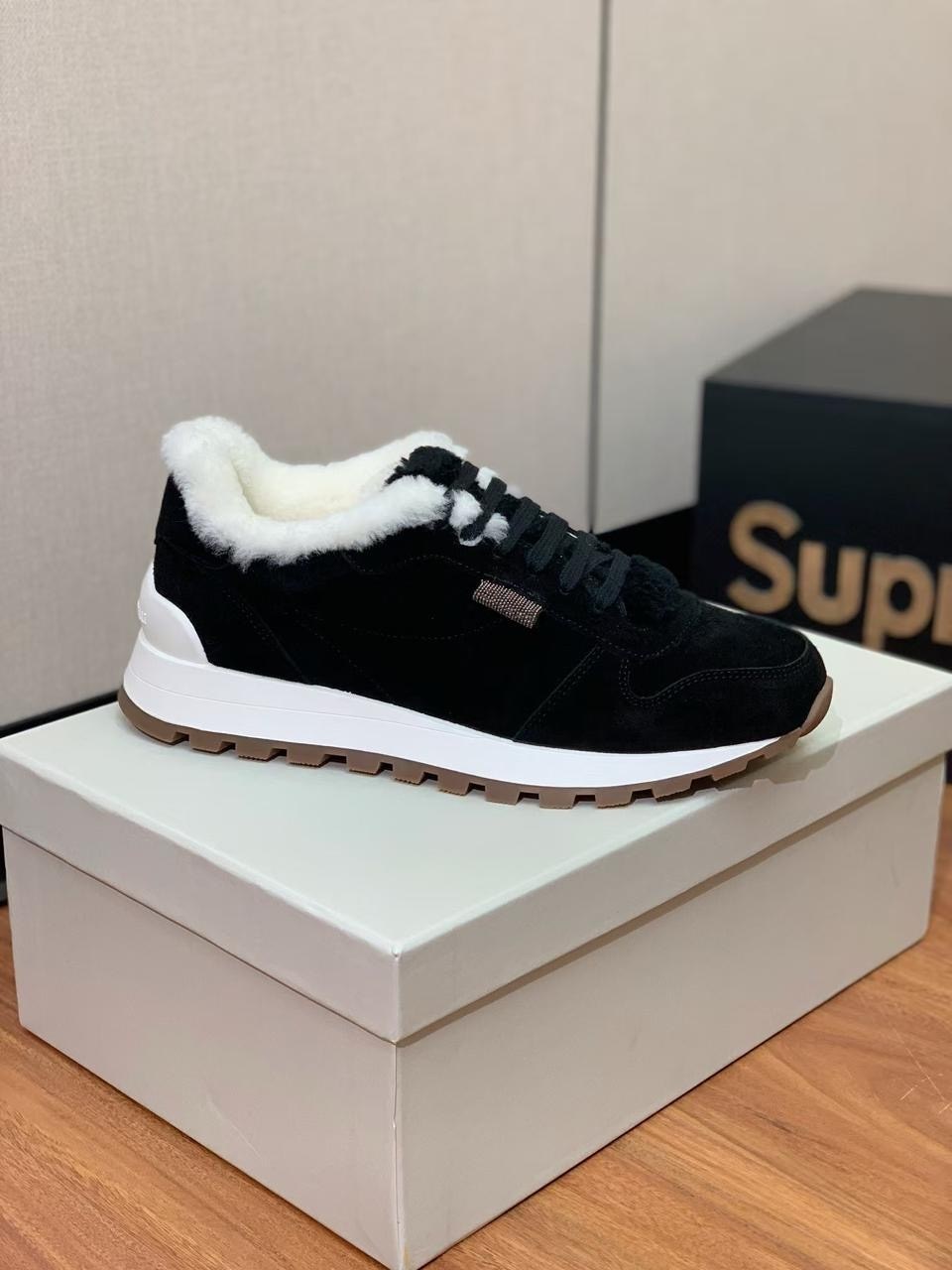 ,женские кроссовки с мехом,кроссовки женские зимние,замшевые кроссовки,кроссовки женские зимние замшевые