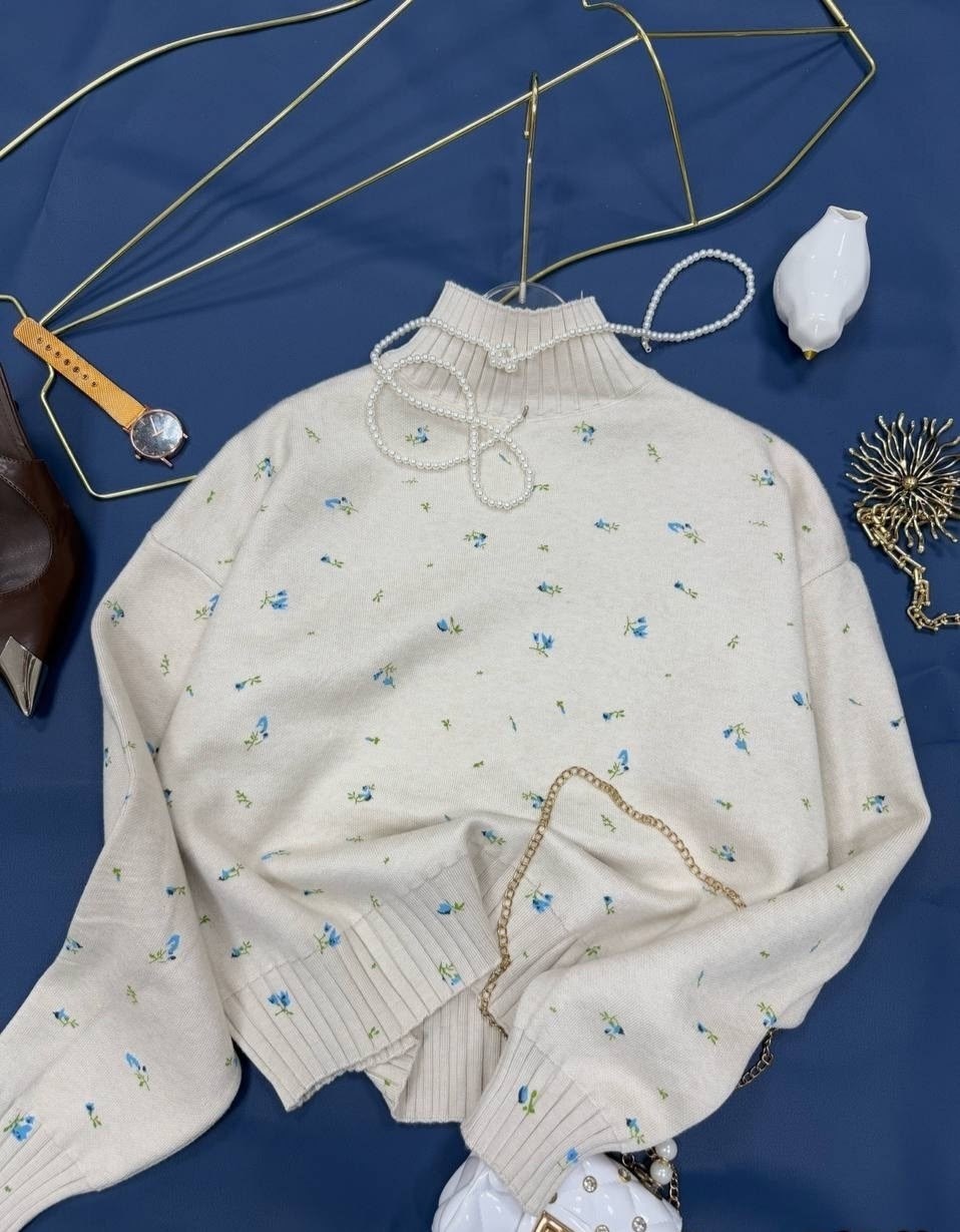 модные свитера,свитера женские,свитер с вышивкой,вязаные свитера женские,свитер с принтом