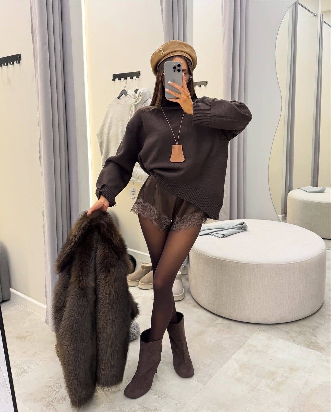 модные свитера,коричневый свитер,свитера женские,модные образы,свитер свободного кроя