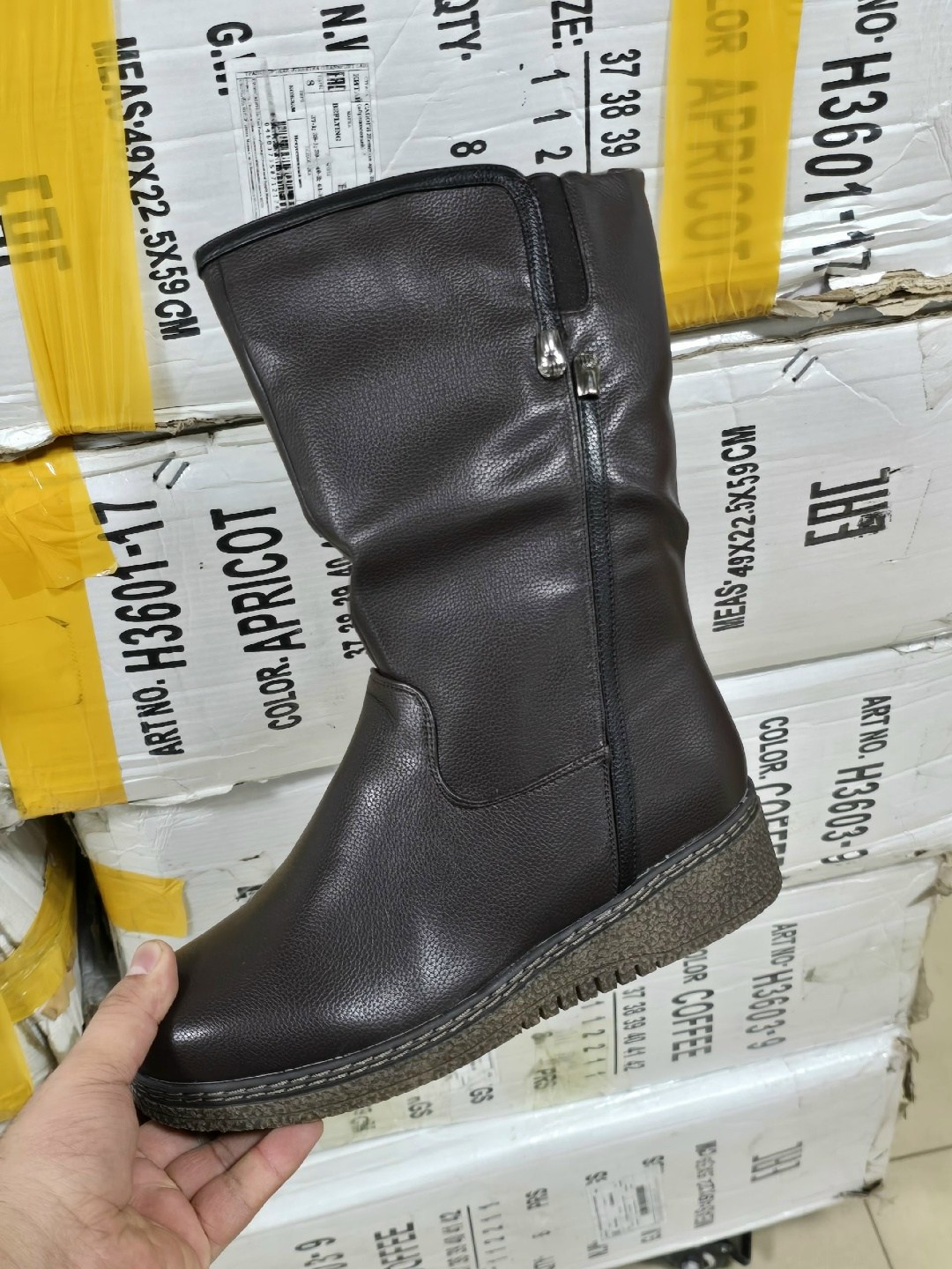 женские зимние сапоги,полусапоги,сапоги зимние,,зимняя женская