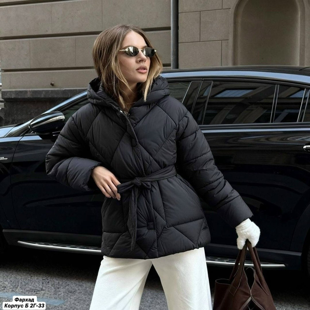 модные пуховики,бежевый пуховик,куртка женская бежевая,куртка пуховик,куртка с поясом