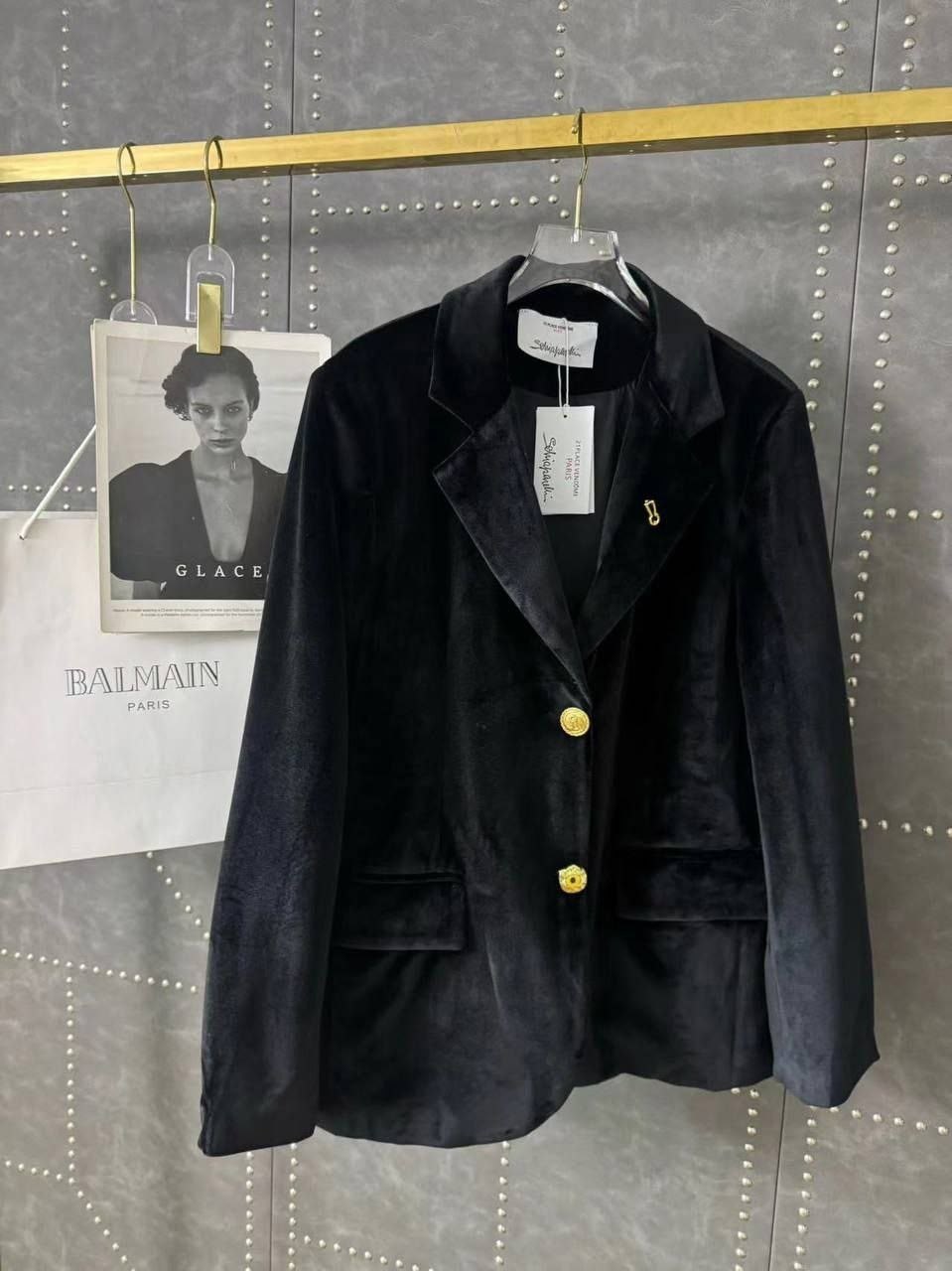 бархатный пиджак,бархатный пиджак женский,пиджак бархатный мужской бальман,balmain жакет бархат,вельветовые костюмы