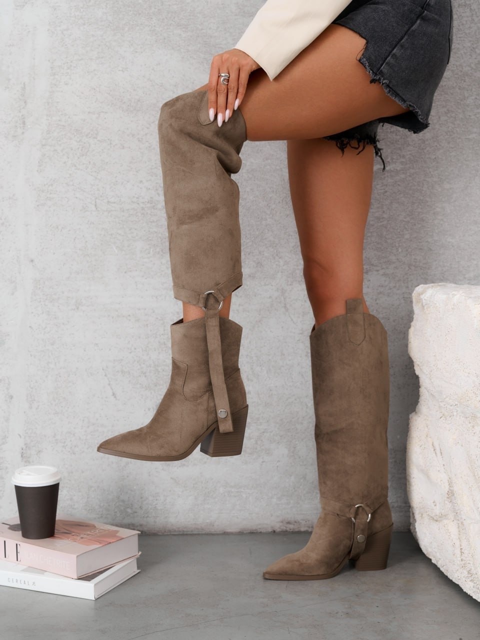 женские сапоги,сапоги казаки,демисезонные сапоги,стильные сапоги,сапоги женские казаки