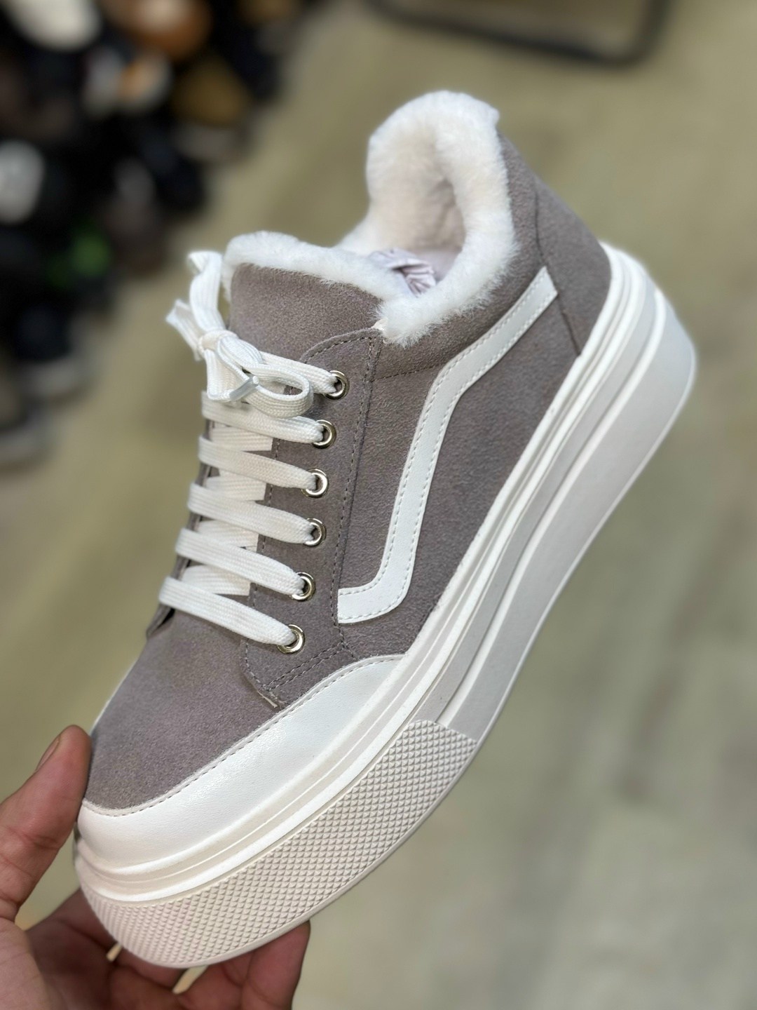 ,кеды женские с мехом,кроссовки женскиe,женская ,кроссовки miu miu женские