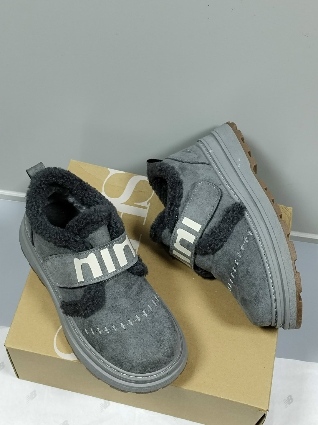 ,женская ,женские ботинки,угги женские,ботинки с мехом