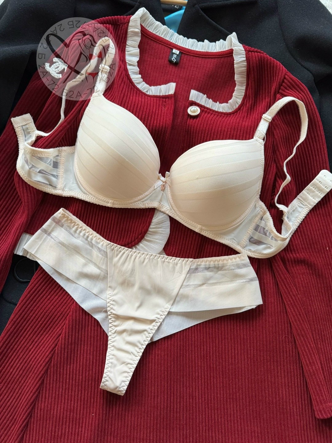 комплект женского нижнего белья,комплект нижнего белья,сексуальная нижнее белье,женское белье,нижнее белье бюстгальтер