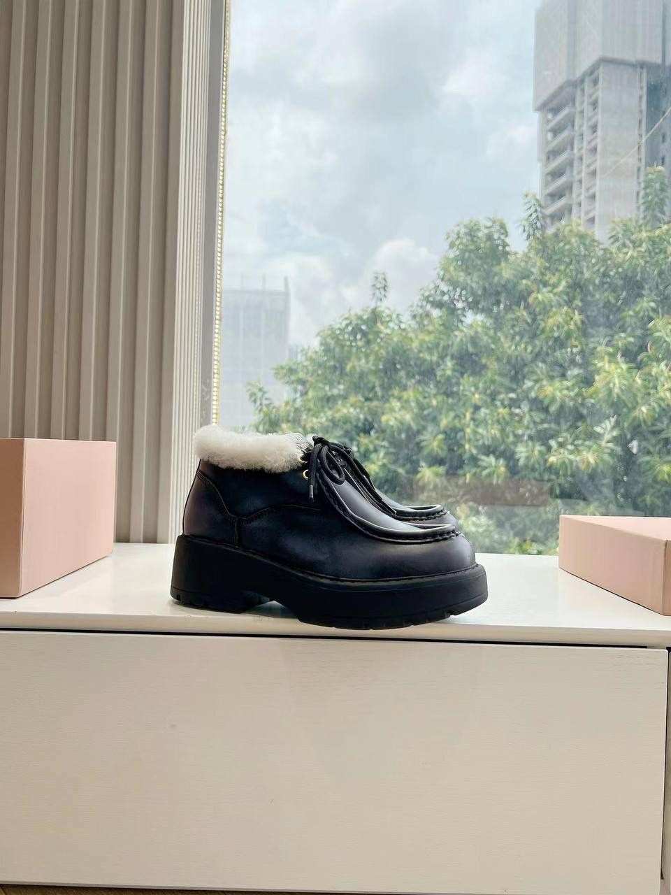 ,ботинки miu miu,ботинки miu,ботинки женские с мехом,ботинки миу миу женские