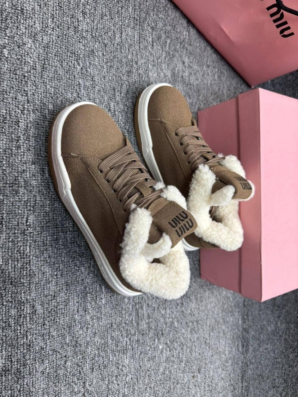 ,женские кроссовки miu miu,кроссовки женскиe,кроссовки miu miu,меховые кроссовки