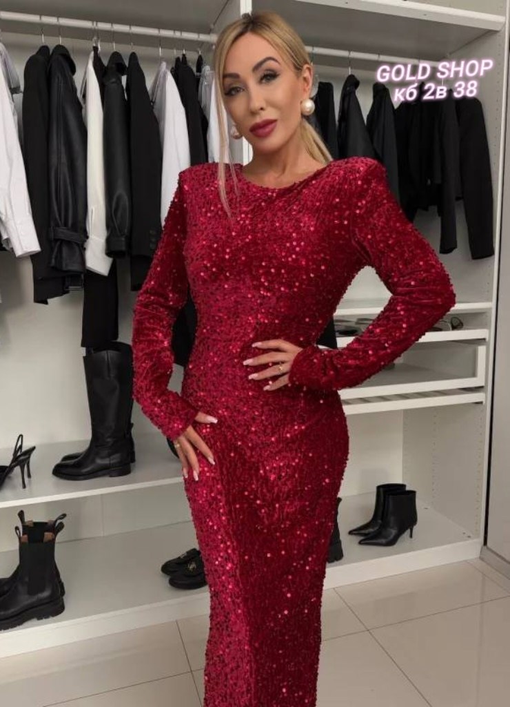 вечернее платье с разрезом,платье с блестками,красное вечернее платье,платье,платье высоким